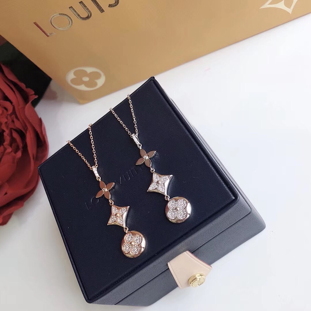 Louis Vuitton Full Diamond Star Sun Blossom Pendant Necklace 3 Motifs - Original Replica Club