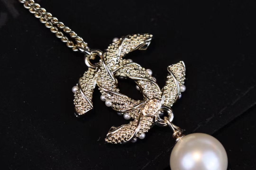 Chanel Long Sweater Pearl Drop Necklace - Original Replica Club