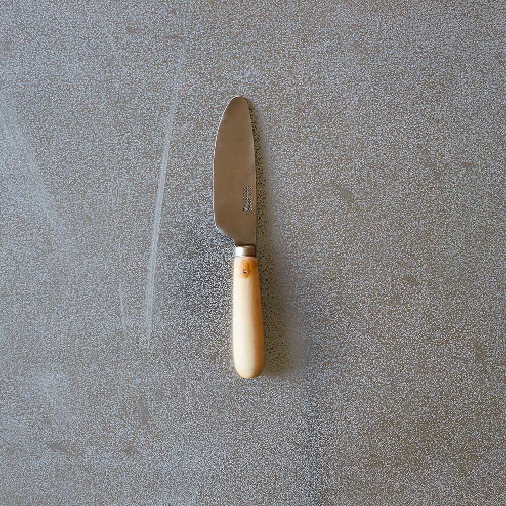 Tartineur avec manche en buis - Naturel