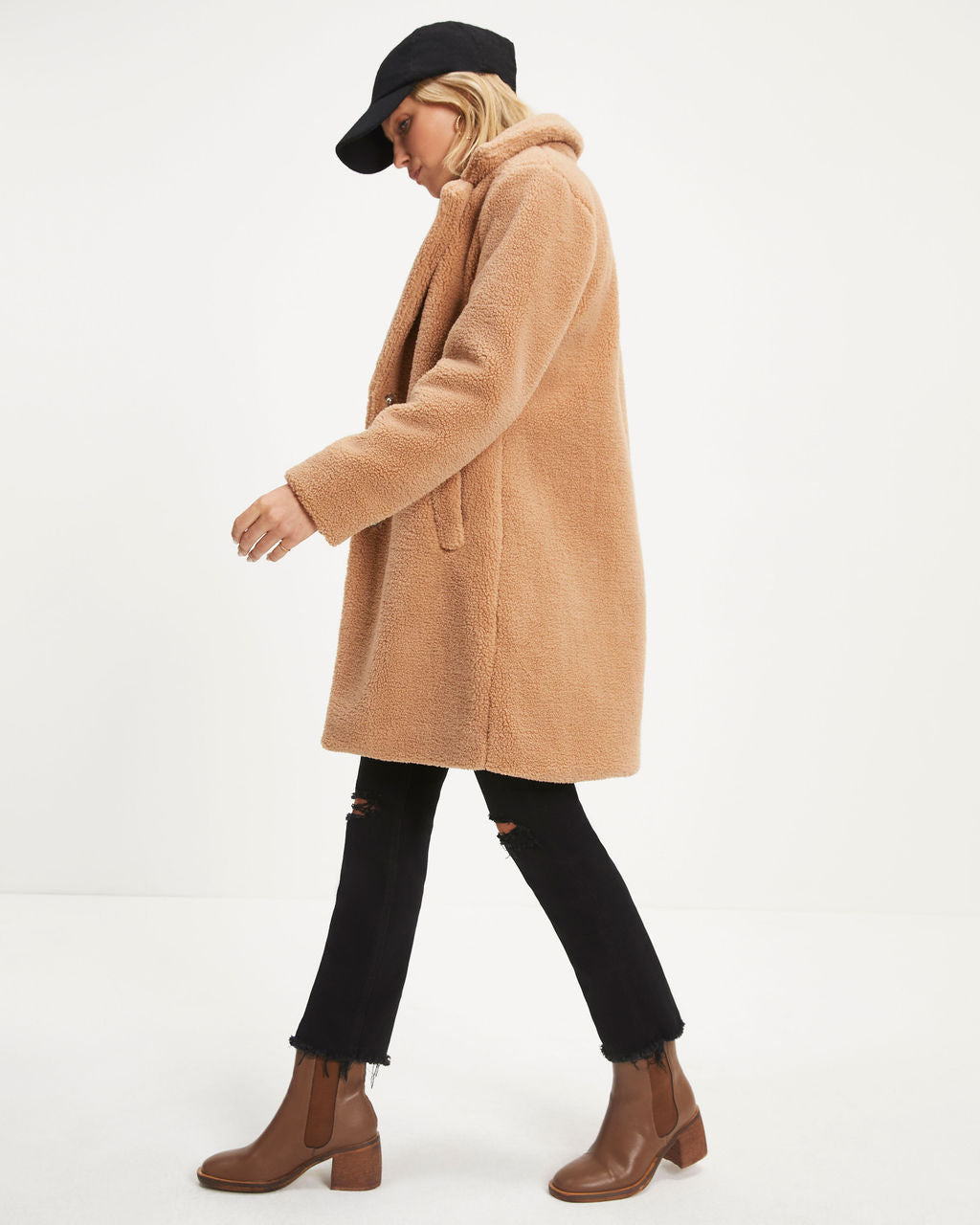 Mountain View Pocketed Teddy Coat - Camel - Se7enfashion