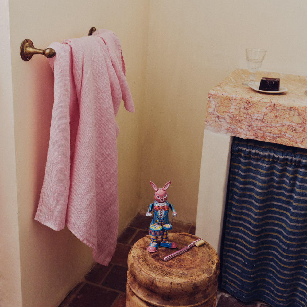 Serviette de bain en lin - Nid d'abeille - Rose Granité