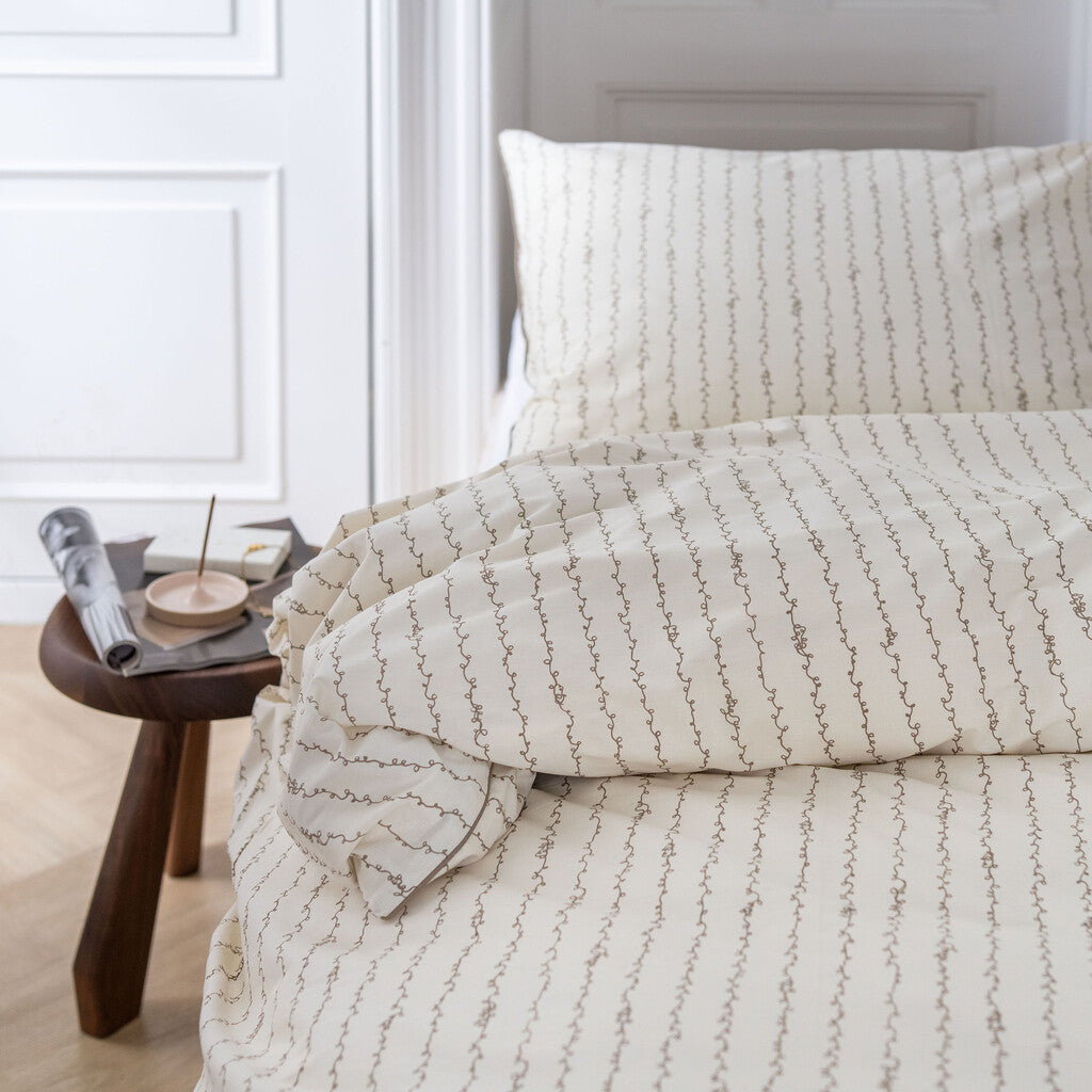 Walra - Dekbedovertrek Remade Scribble Symphony - 200x220 - Beige