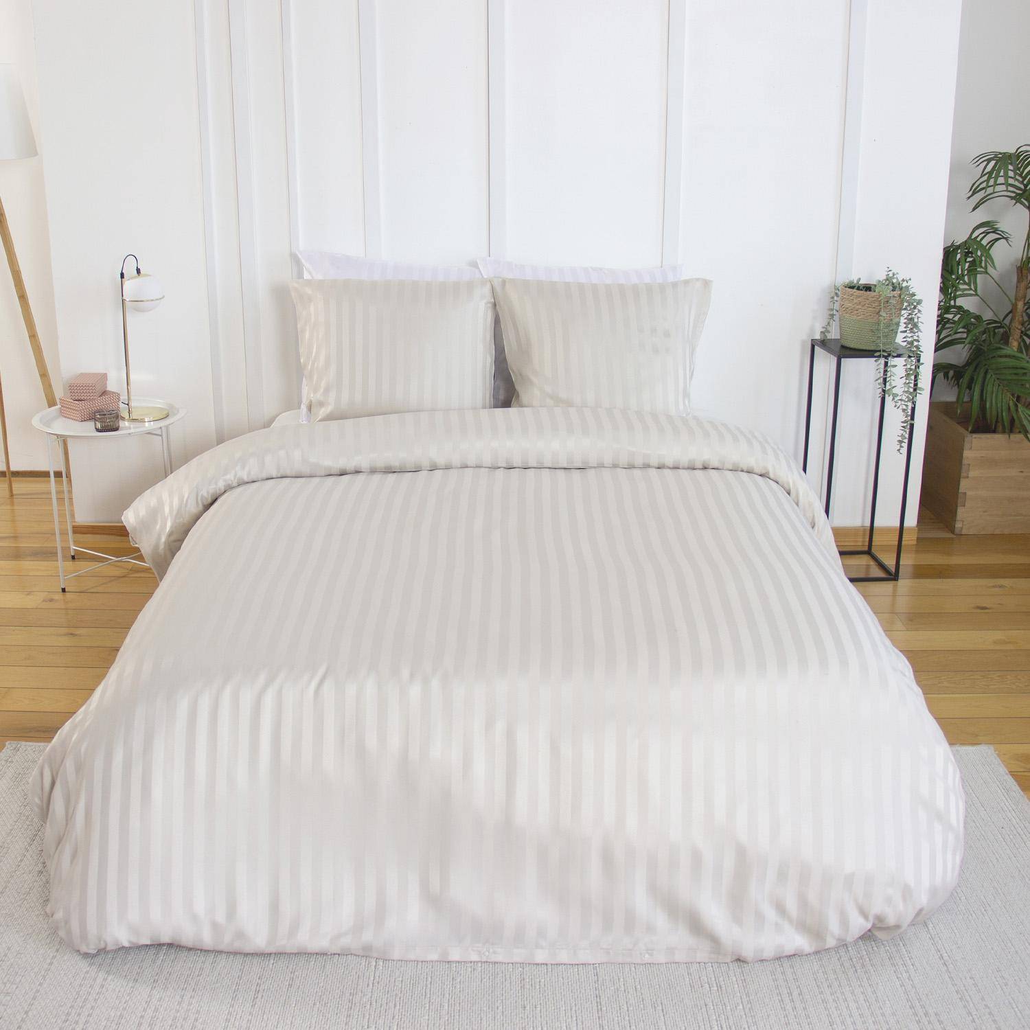 Andrea - Ropa de cama de poliéster efecto satén con finas rayas beige, 2 plazas