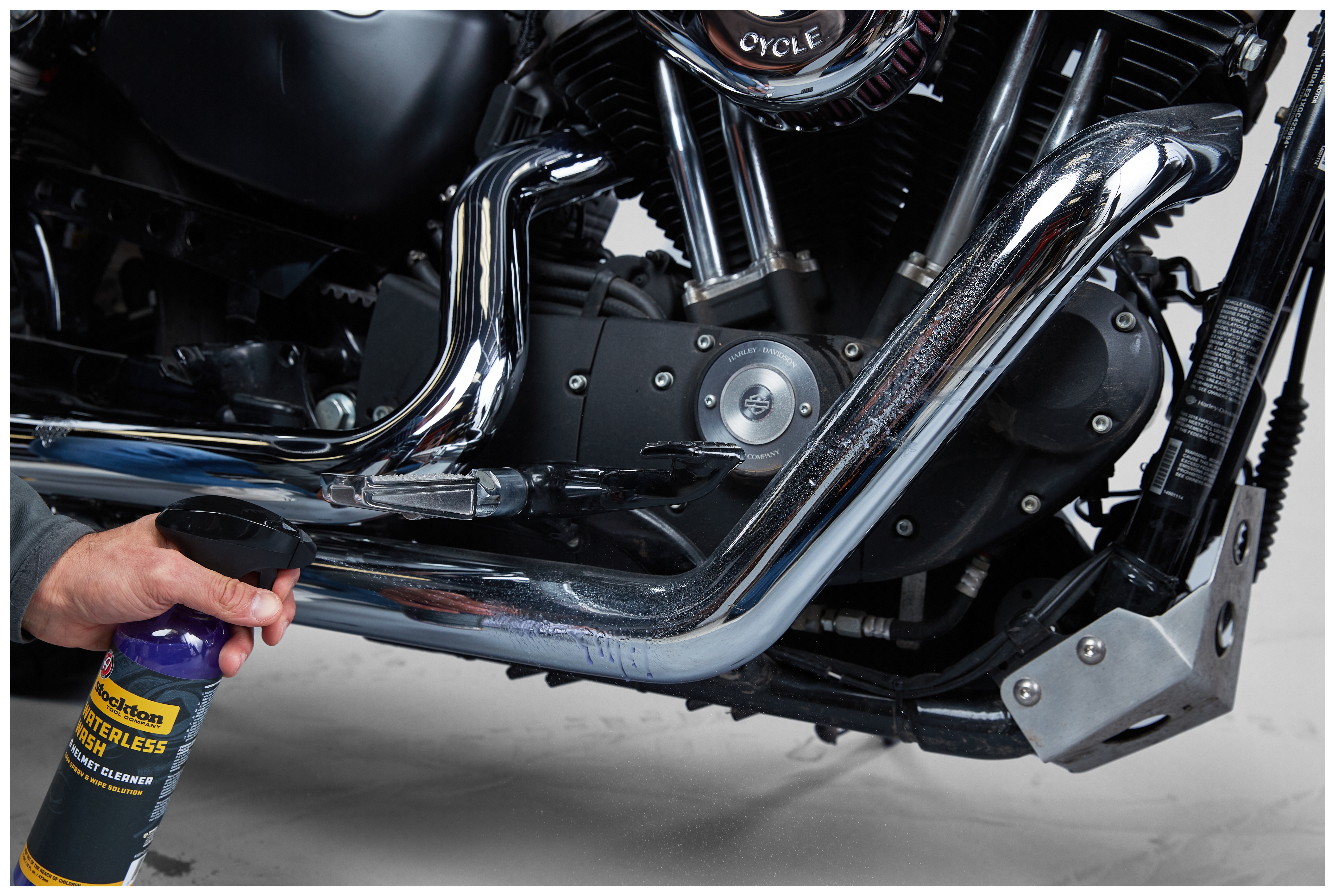 SportsBikeShop Stockton X Adam's Waterless Wash and Helmet Cleaner