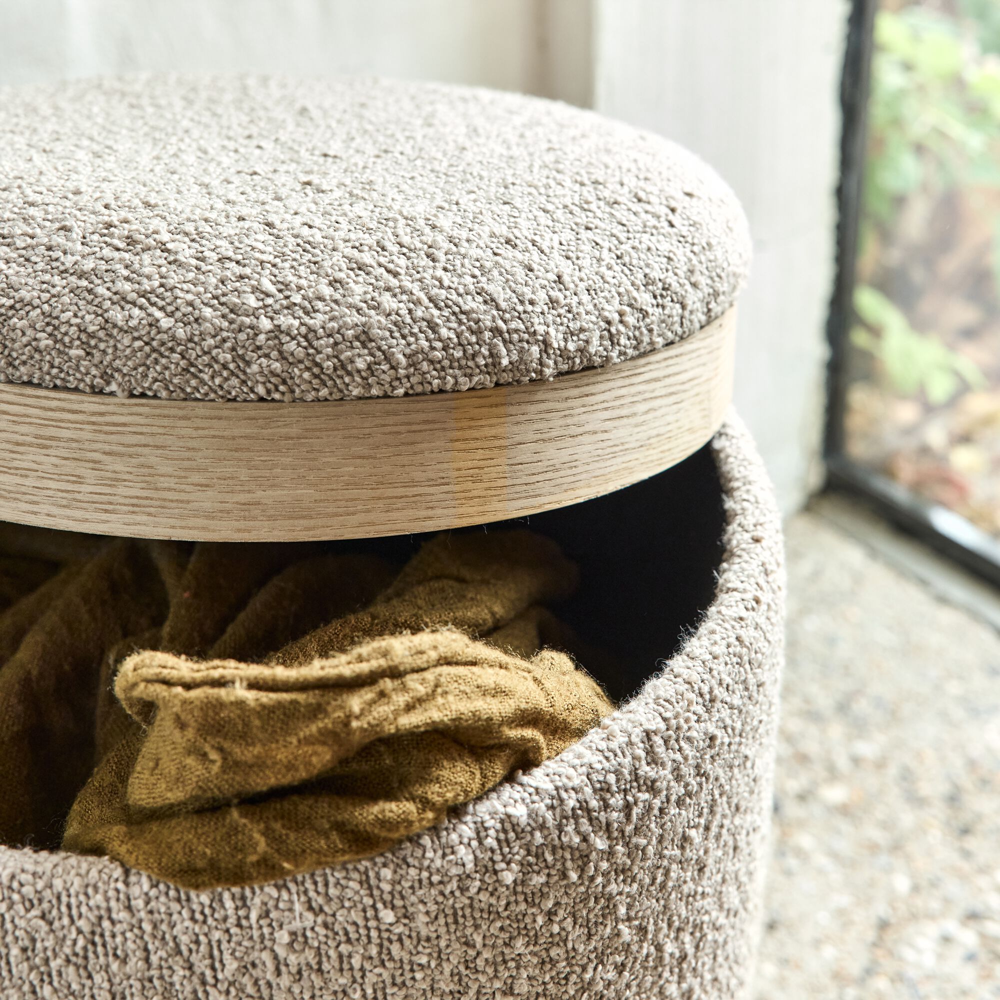 SIELLE - Pouf en tissu avec coffre de rangement H40,5cm - beige
