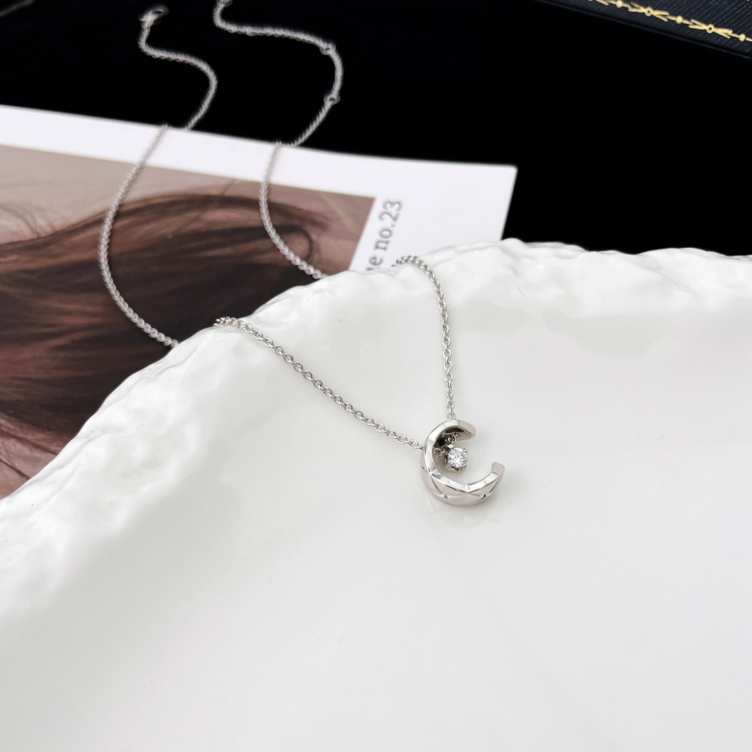 Chanel Coco Collier Necklaces Half Moon Style Three Colors Options - Original Replica Club