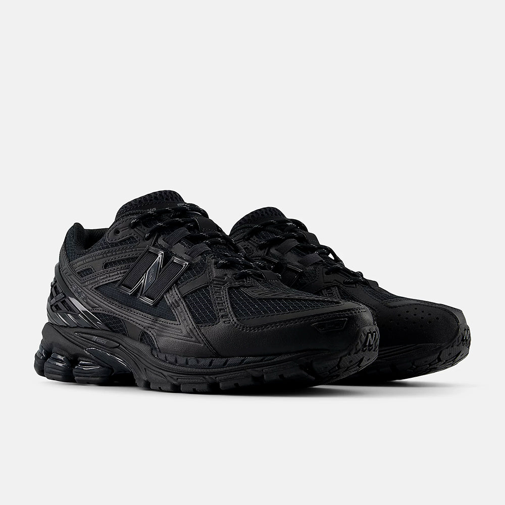 New Balance - Baskets 1906 Utility - Triple Black