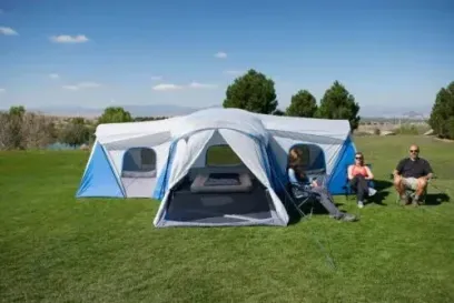 Family cabin tent for 16 people with 3 rooms and 3 entrances