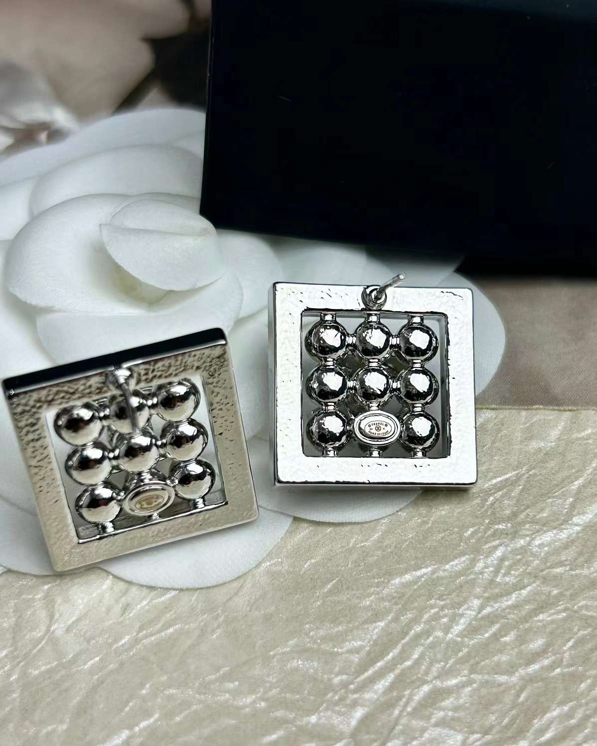Chanel Square Diamond and Pearl Earrings - Original Replica Club