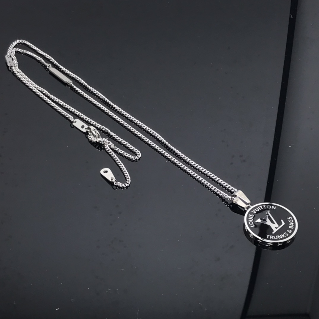 Louis Vuitton Black Tag Necklace in Silver for Mens - Original Replica Club