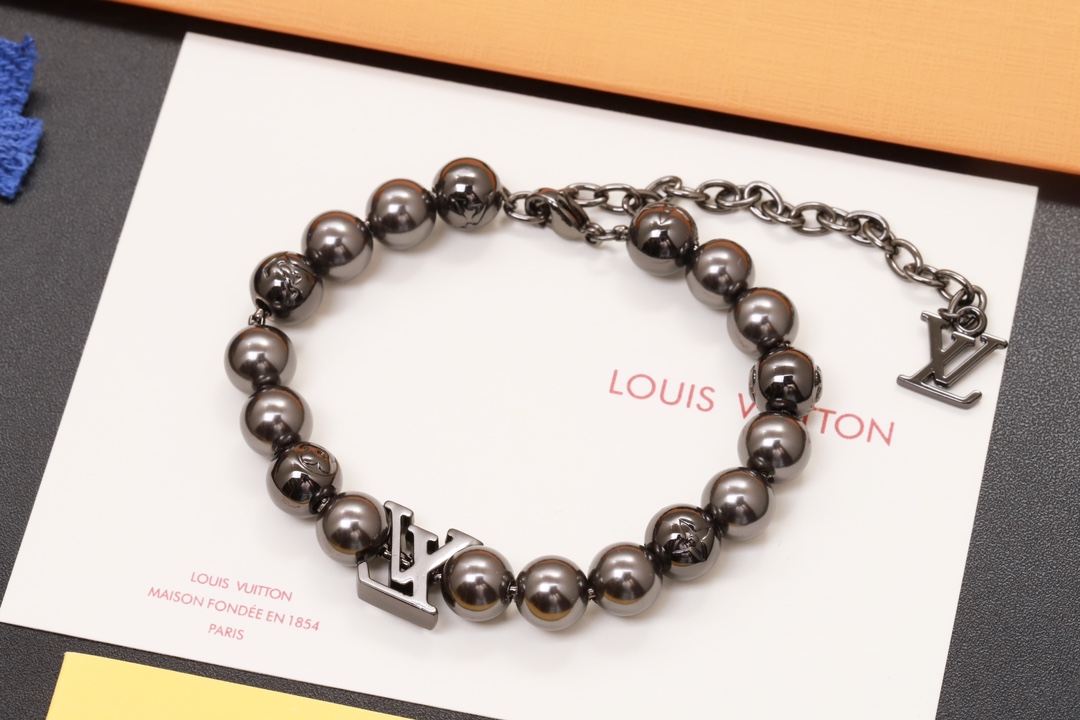 Louis Vuitton Black Beads Bracelet Men - Original Replica Club