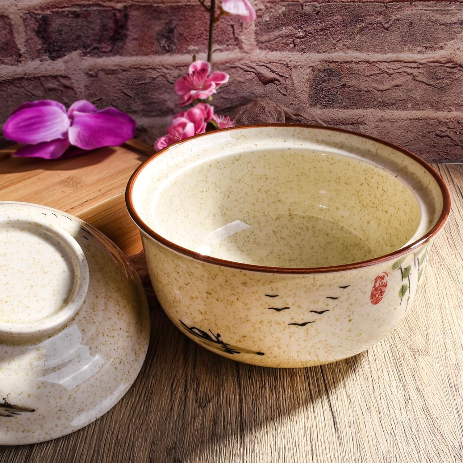Japanese Style Ceramic Lidded Bowl, 25.4 oz Hand-Painted Ceramic Rice Bowl with Lid, Microwave & Dishwasher Safe Soup Bowl for Rice, Stew, Dessert, Kitchen Dining Tableware