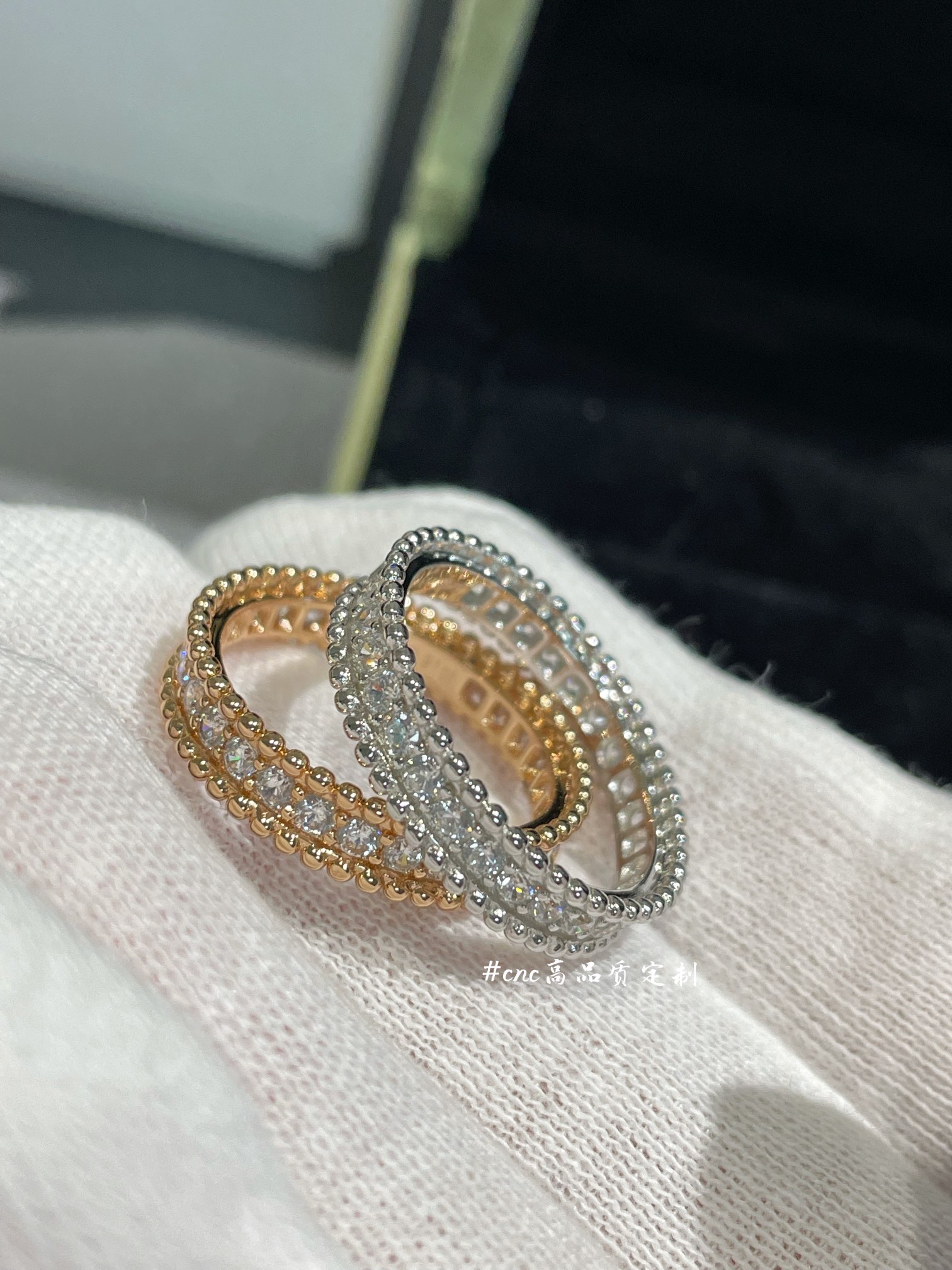 VCA Perlee Diamonds Ring, 1 Row - Original Replica Club