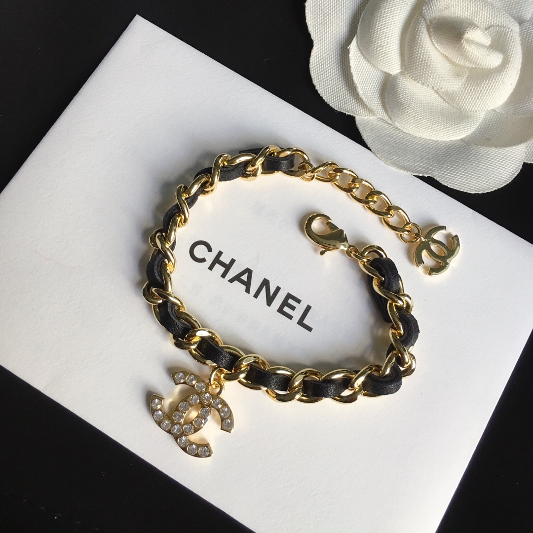 Chanel Leather Woven O Chain Bracelet Choker Necklace - Original Replica Club
