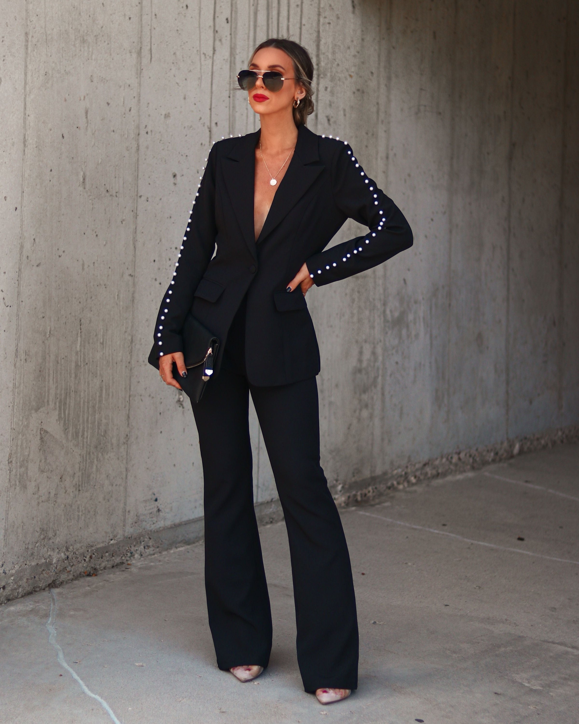 Michella Pocketed Pearl Blazer - Black - Se7enfashion