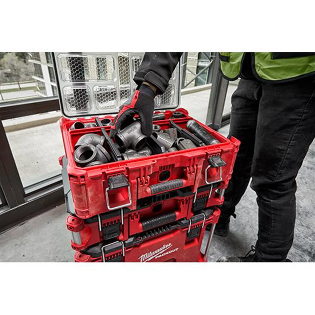 Milwaukee 48-22-8432 PACKOUT Deep Organizer with Clear Lid - Image 3