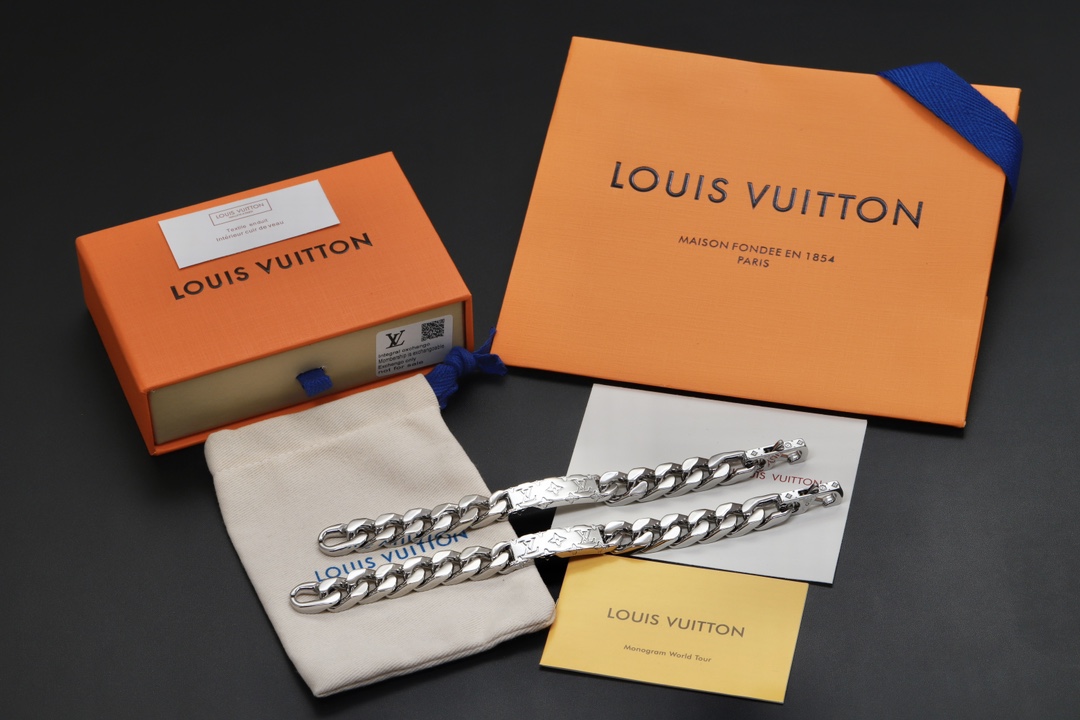 Louis Vuitton Men's Silver Color Chunky Cuban Bracelet - Original Replica Club