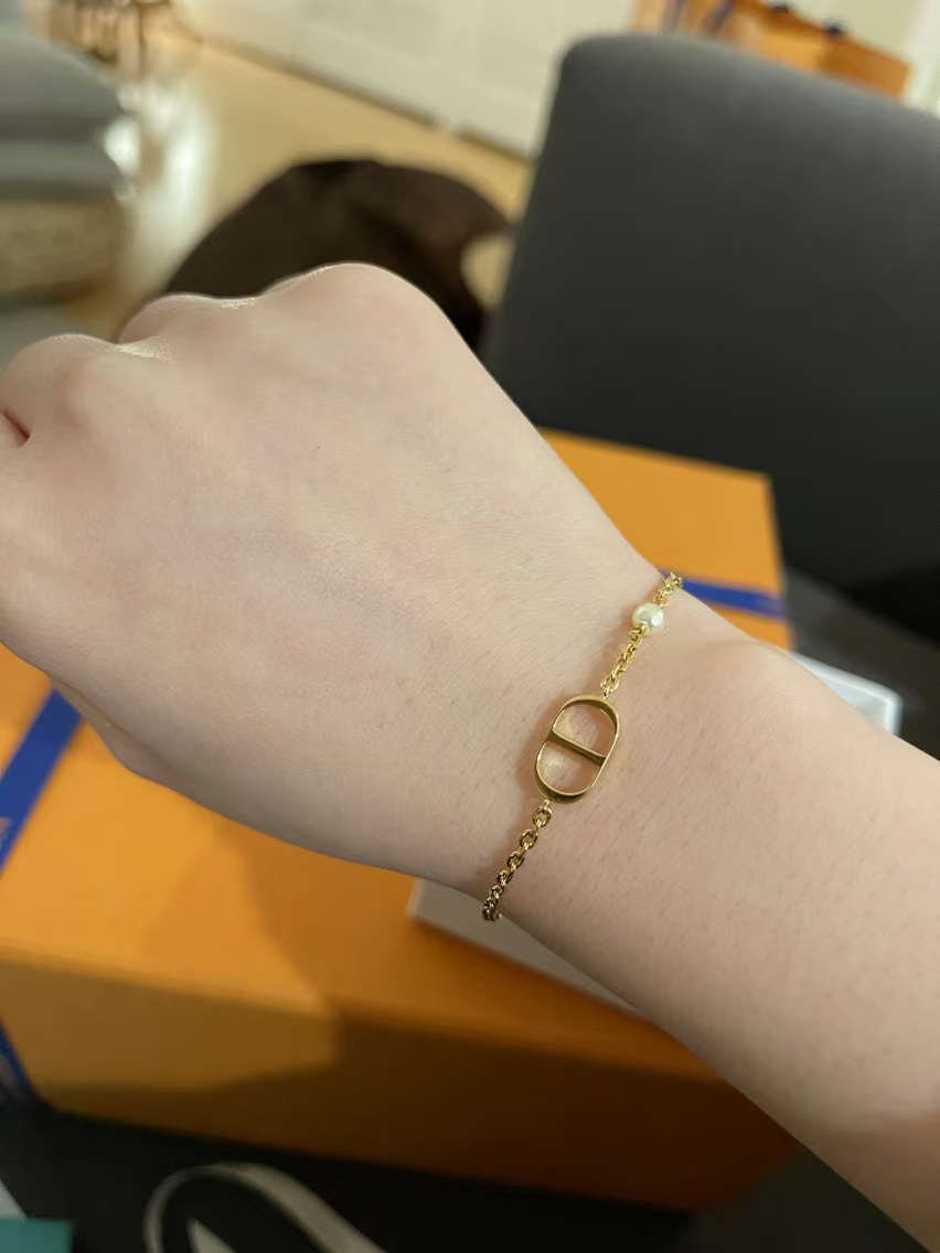 Dior Minimalistic CD Bracelet - Original Replica Club