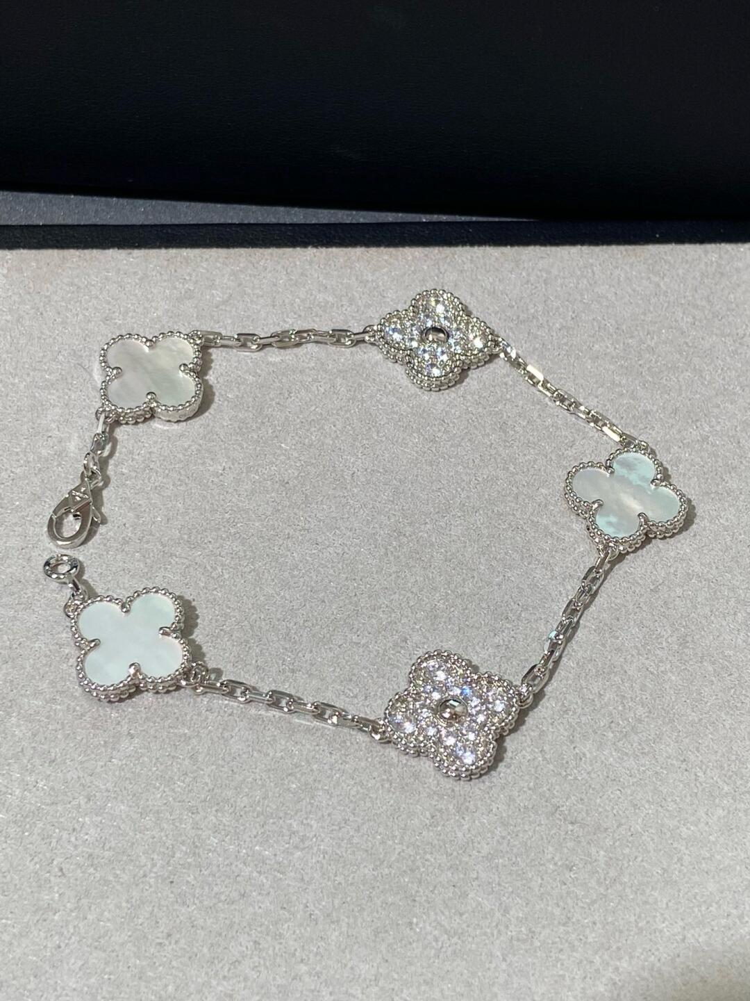 VCA White Clover Vintage Alhambra Bracelet, 5 Motifs - Original Replica Club