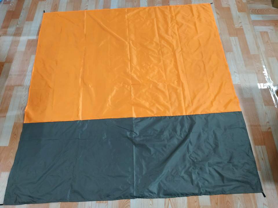 Waterproof Pocket Beach Blanket Easily Fits Into Small Bag Water Resistant Outdoor Beach Mat