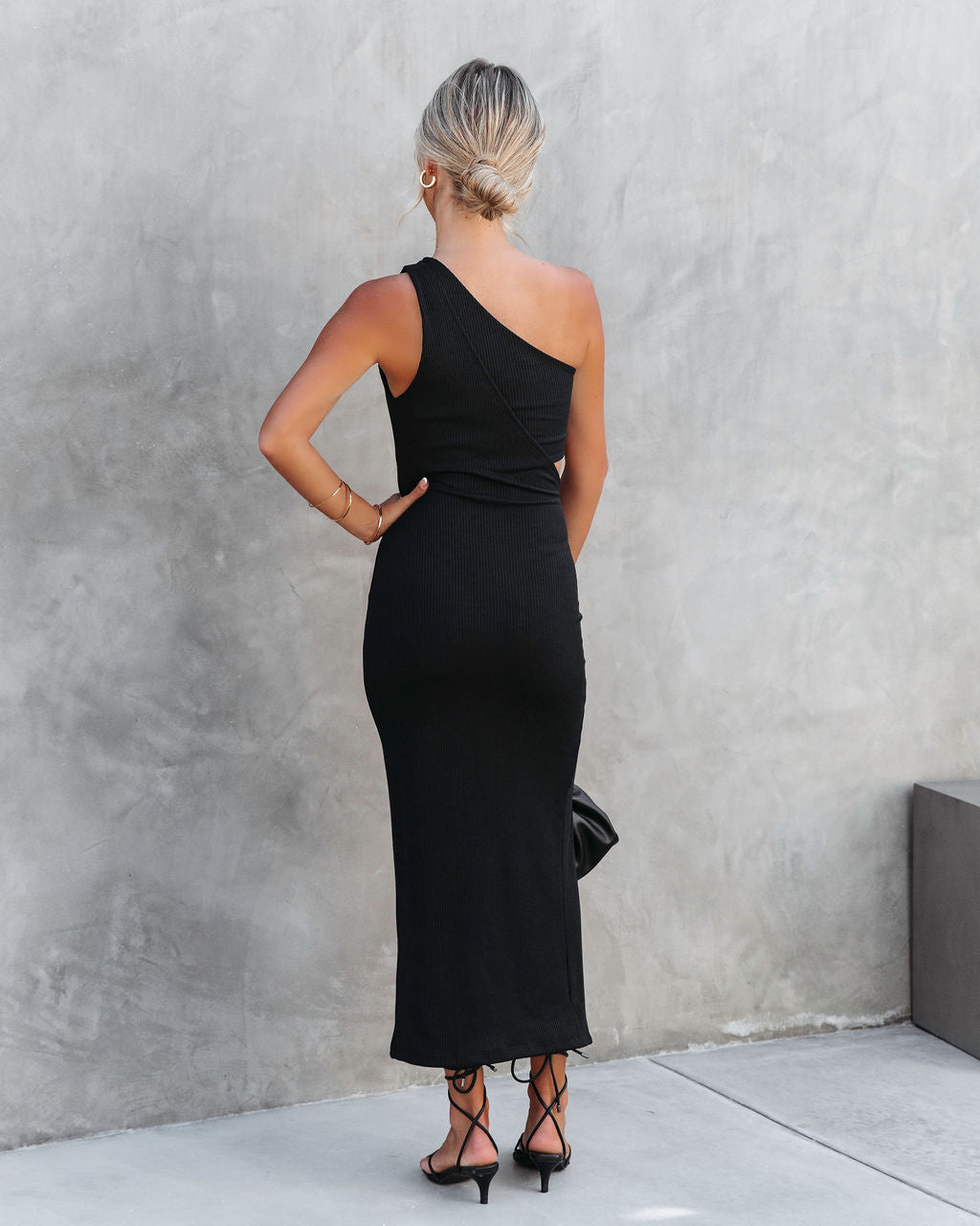 Drop Dead Babe One Shoulder Cutout Midi Dress - Black - Se7enfashion