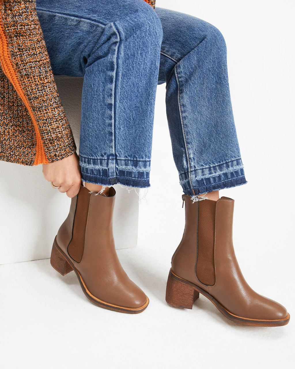 Olivia Faux Leather Bootie - Chocolate - Se7enfashion