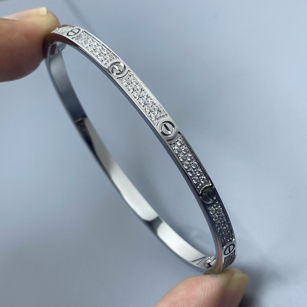 Cartier LOVE Bracelet Bangle - Original Replica Club