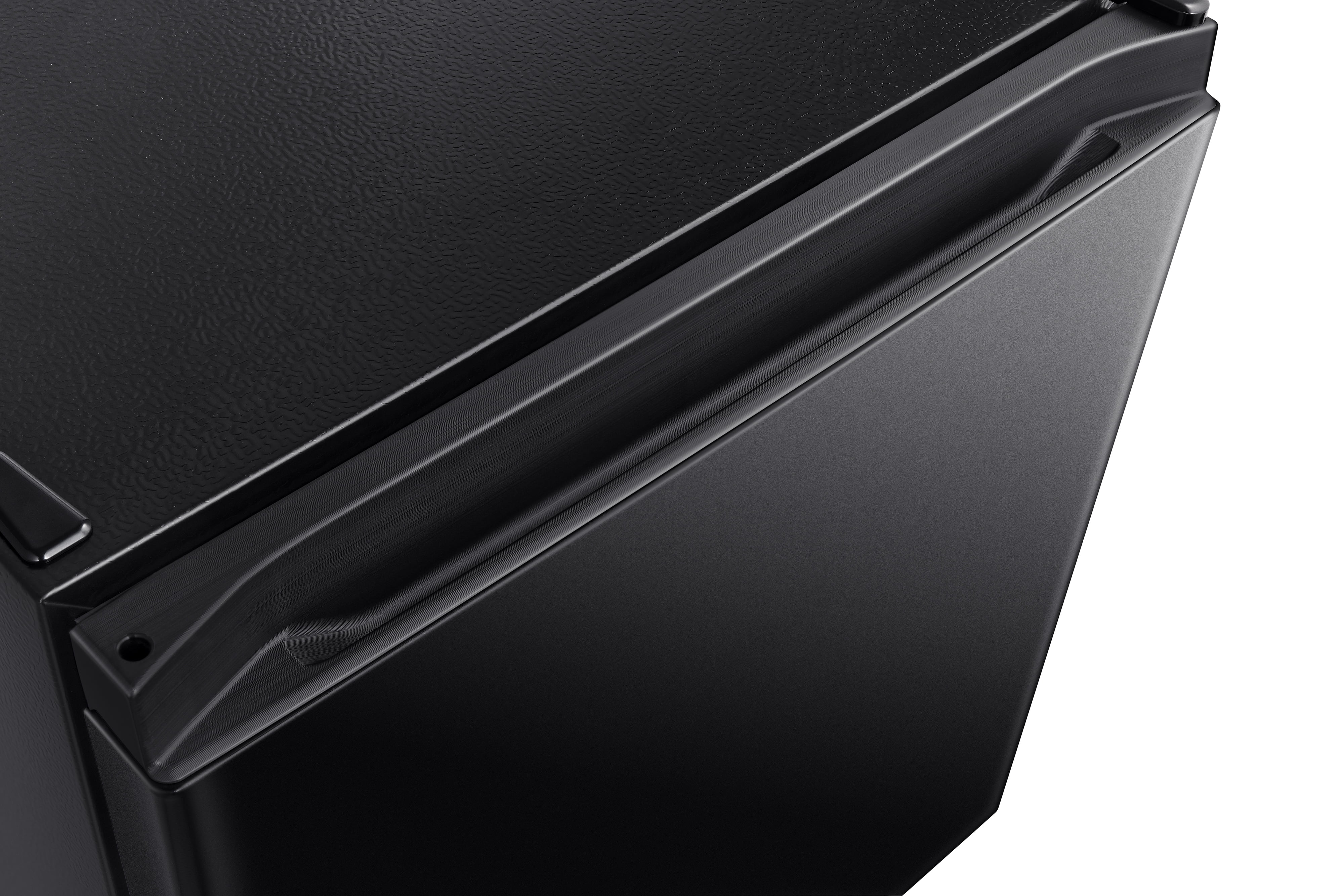 Hisense 1.6 Cu ft Single Door Mini Fridge, Black, Energy Star, 1 Year Warranty, WMS017M6XBE New - Image 16