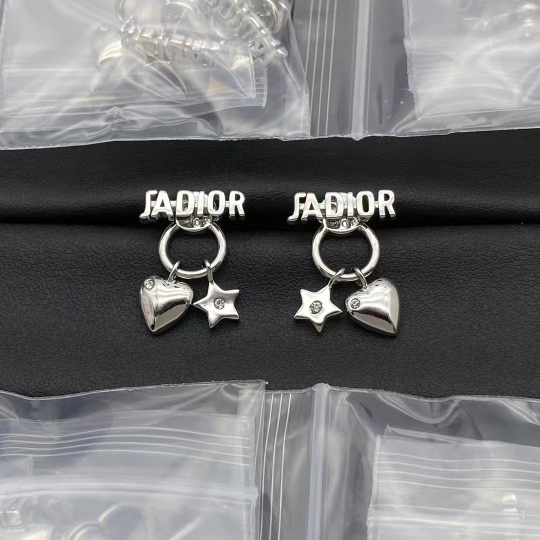 Dior JADIOR Star Heart Dangle Earrings - Original Replica Club