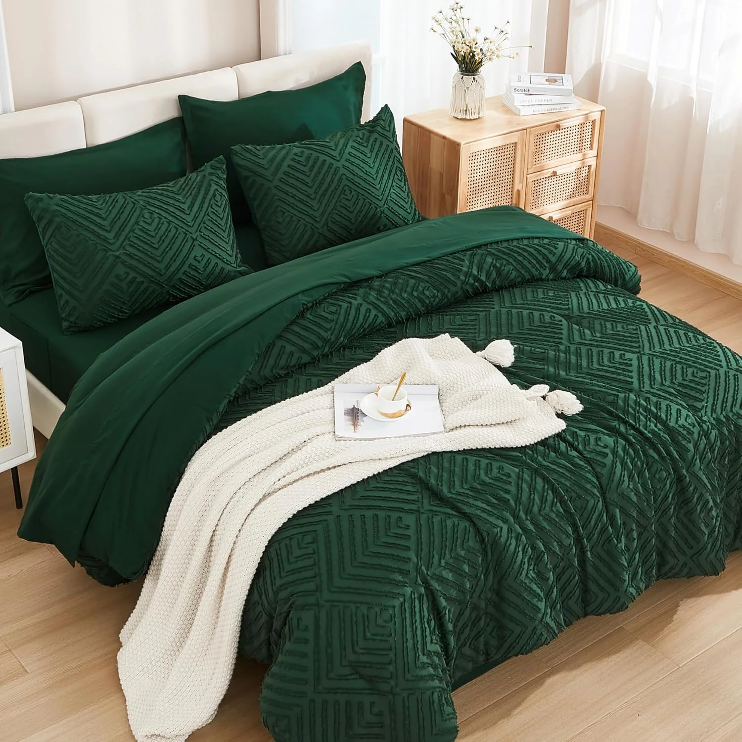 Queen Comforter Set 7 Piece Dark Emerald Green - Bed in a Bag Queen Boho Lightweight Fluffy Tufted Bedding Sets with Comforter, Sheets, Pillowcases & Shams - Image 3