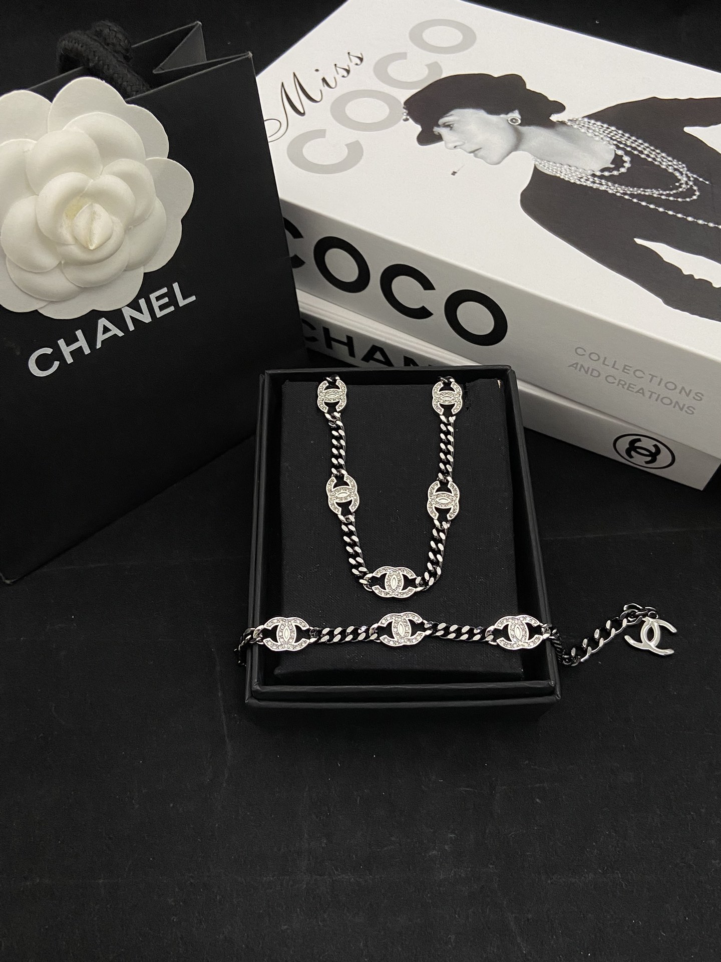 Chanel Classic Flat O Chain Bracelet Choker Necklace - Original Replica Club