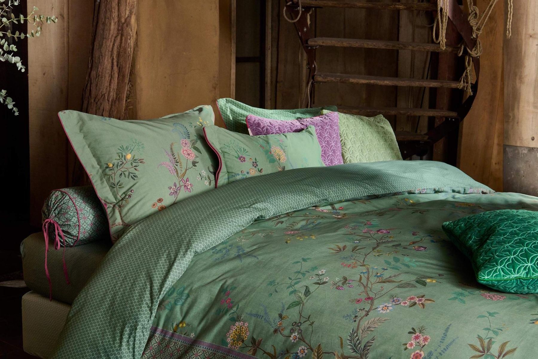 Cushion Bustani Green