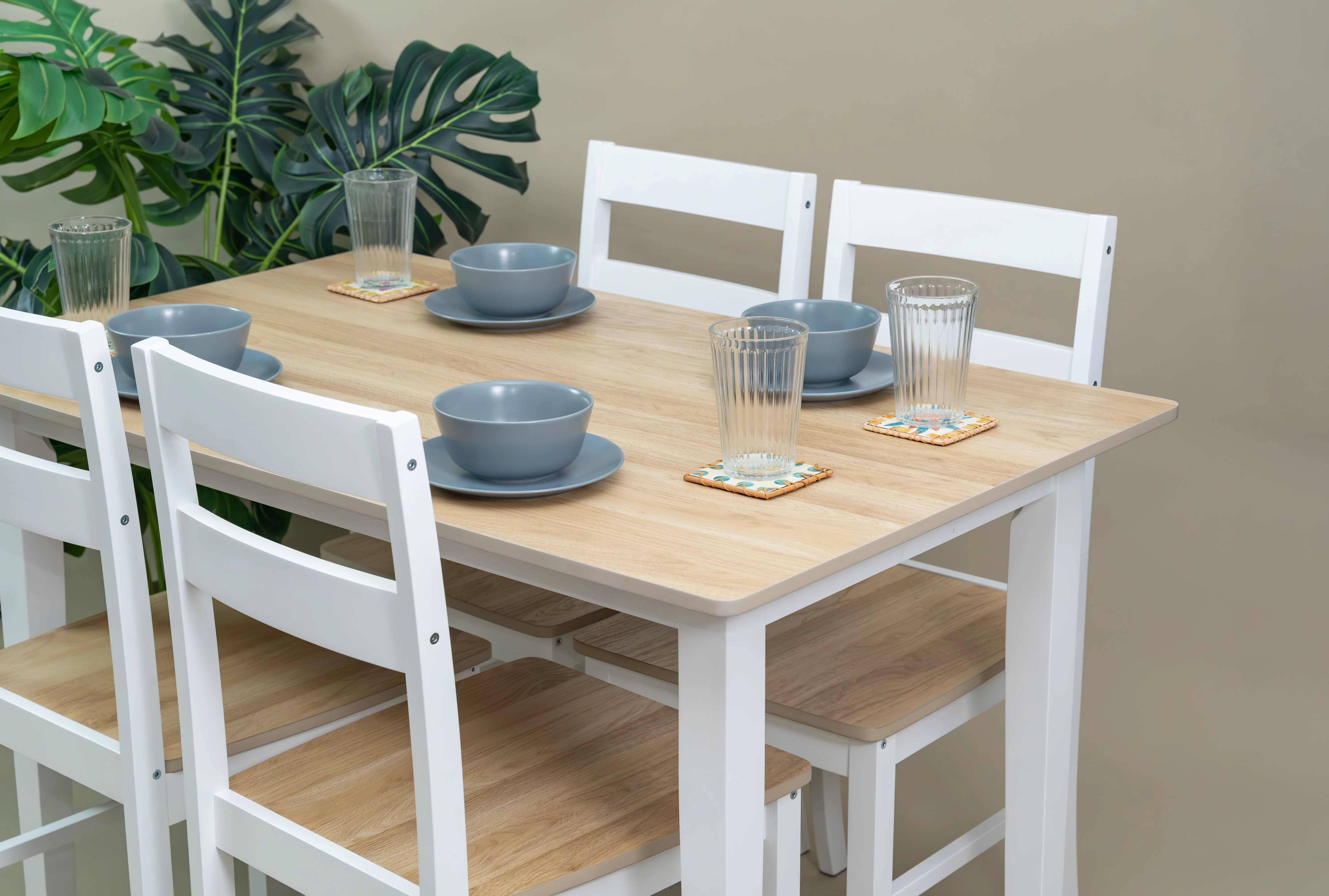 Mainstays 5-Piece Dining Set, 1 Table and 4 Chairs, White, MDF and Rubberwood, Indoor, 46" L x 29" W x 30" H Table - Image 9