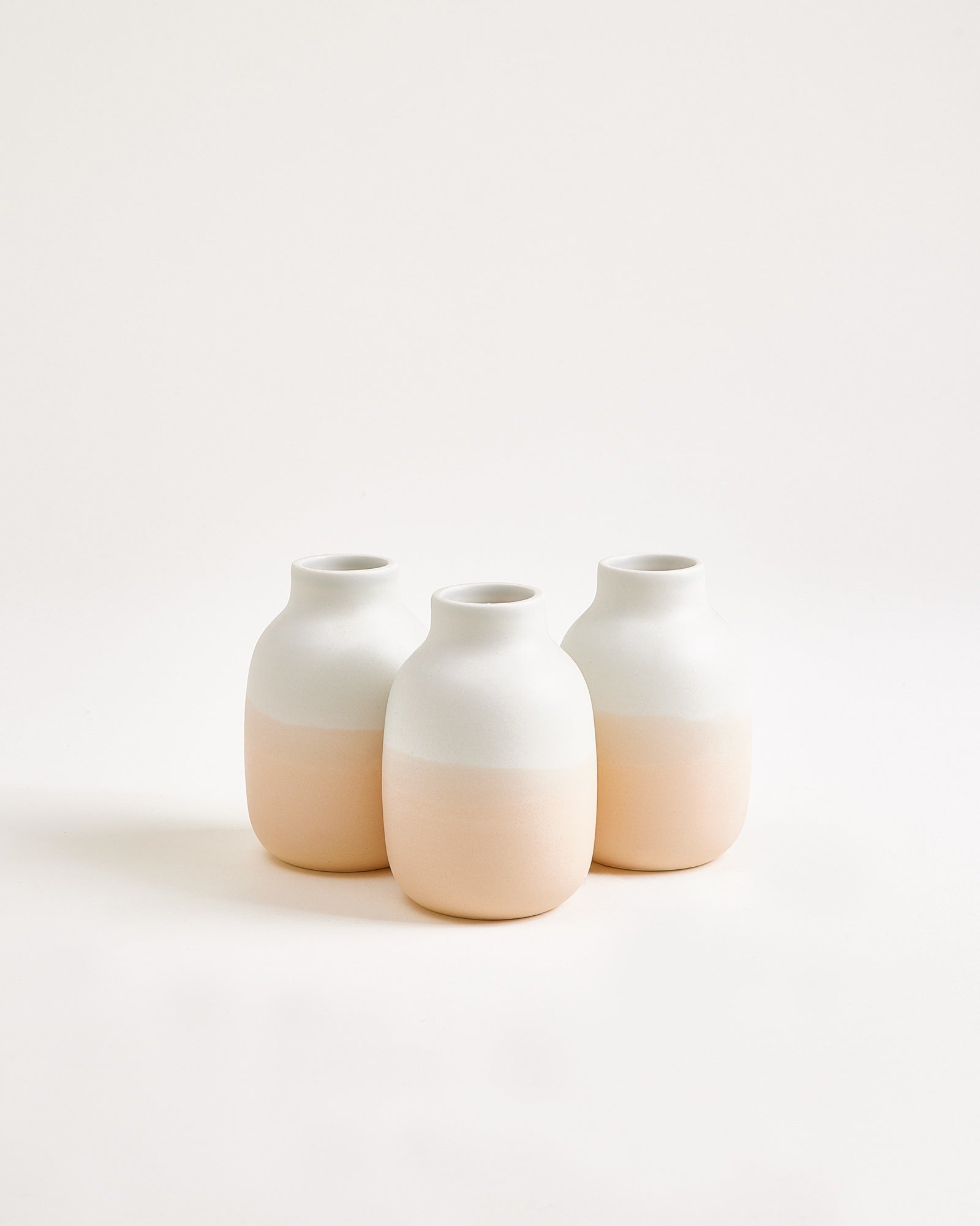 Nuno Vase S hellblau sand