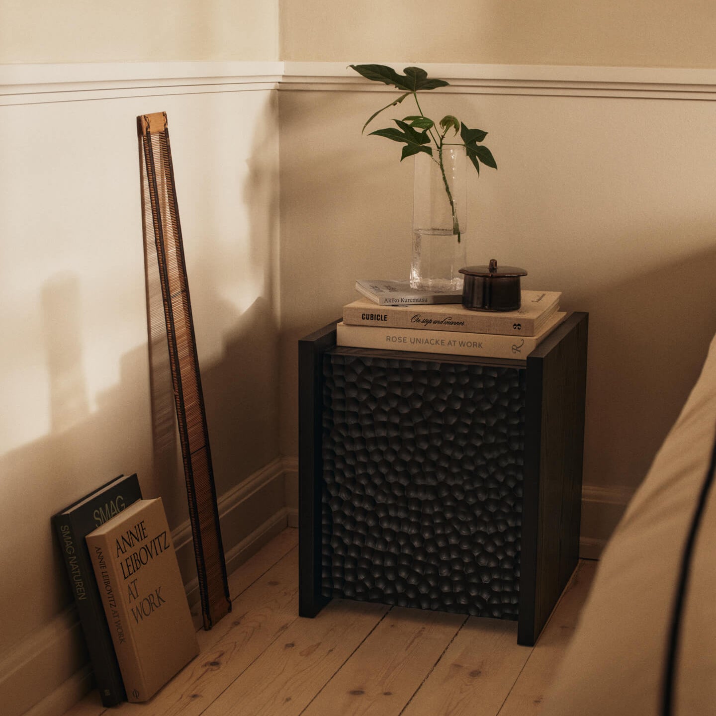 Ferm Living Scarni Bijzettafel - Dark Stained Ash