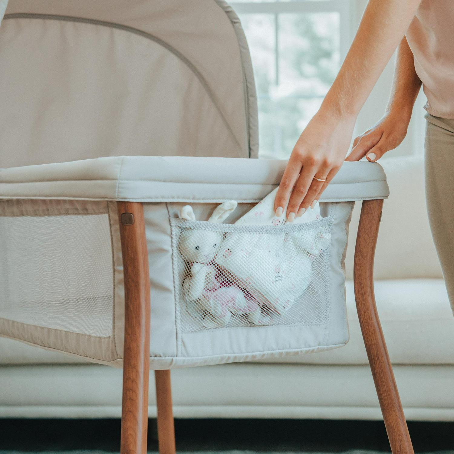 Chicco LullaGo Anywhere LE Portable Bedside Bassinet with Removable Canopy - Serene (Beige). New - Image 9