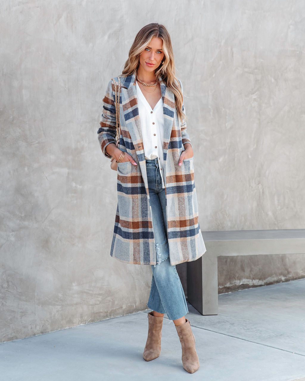 Brisk Rain Strolls Pocketed Plaid Coat - Se7enfashion