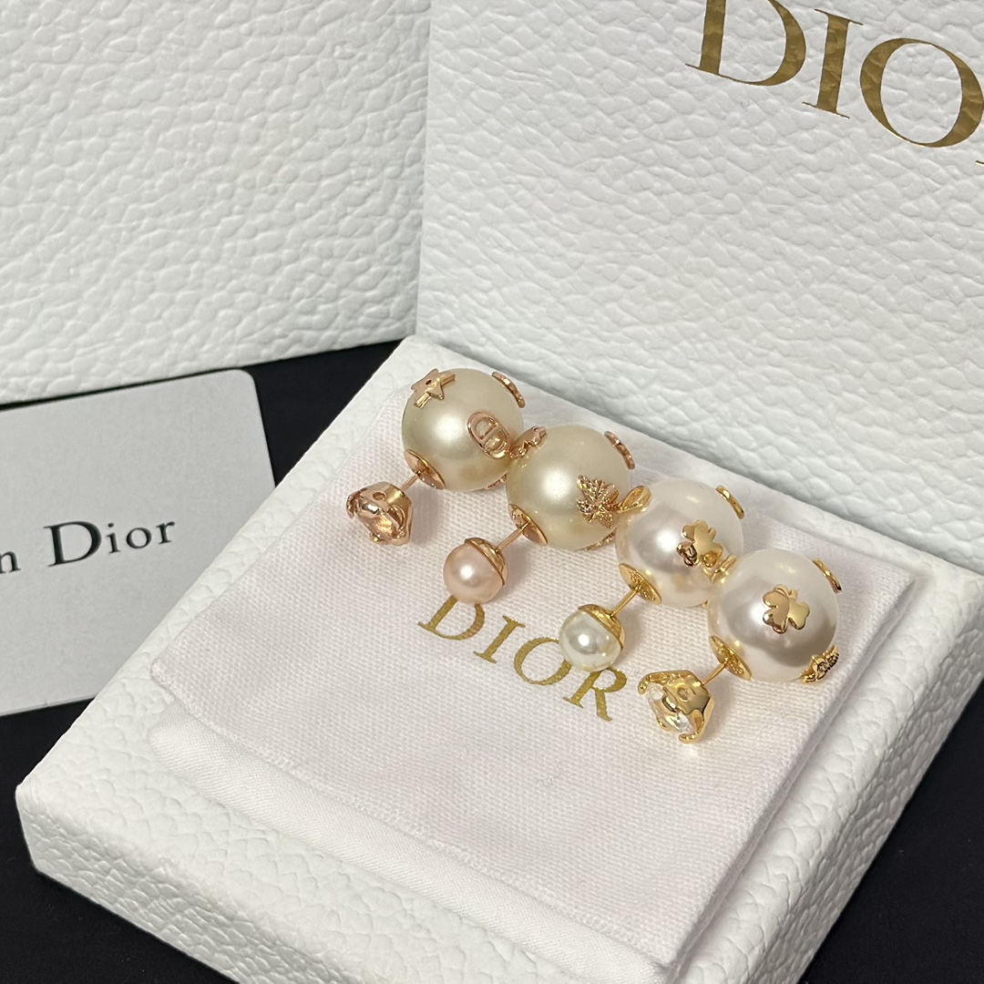 Dior New Two Pearls Stud Earrings - Original Replica Club