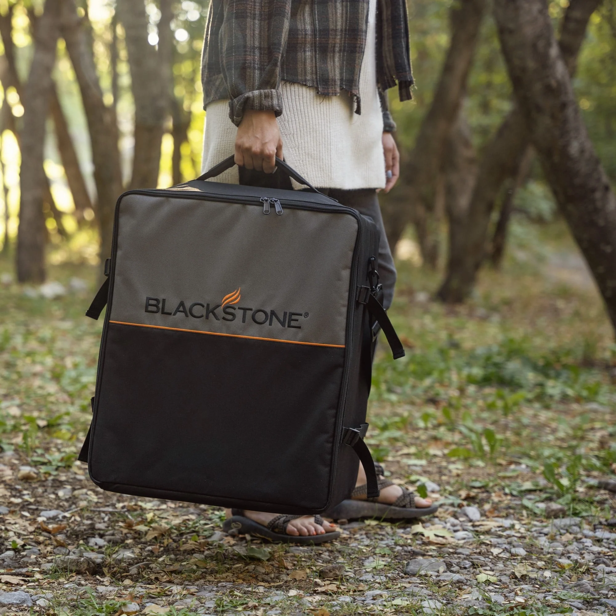 Blackstone 17" Tabletop Griddle Carry Bag with Shoulder Strap - 20.2 in L x 17.1 in W x 13.2 in H - image 6