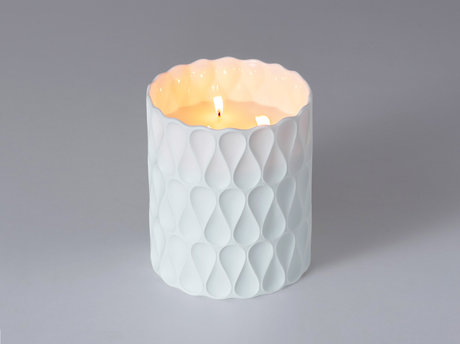 Pot à bougie 17,5 cm + bougie parfumée « Rose Pure » 1800g