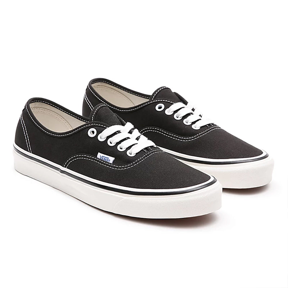 Vans - Authentic 44 DX - Noir