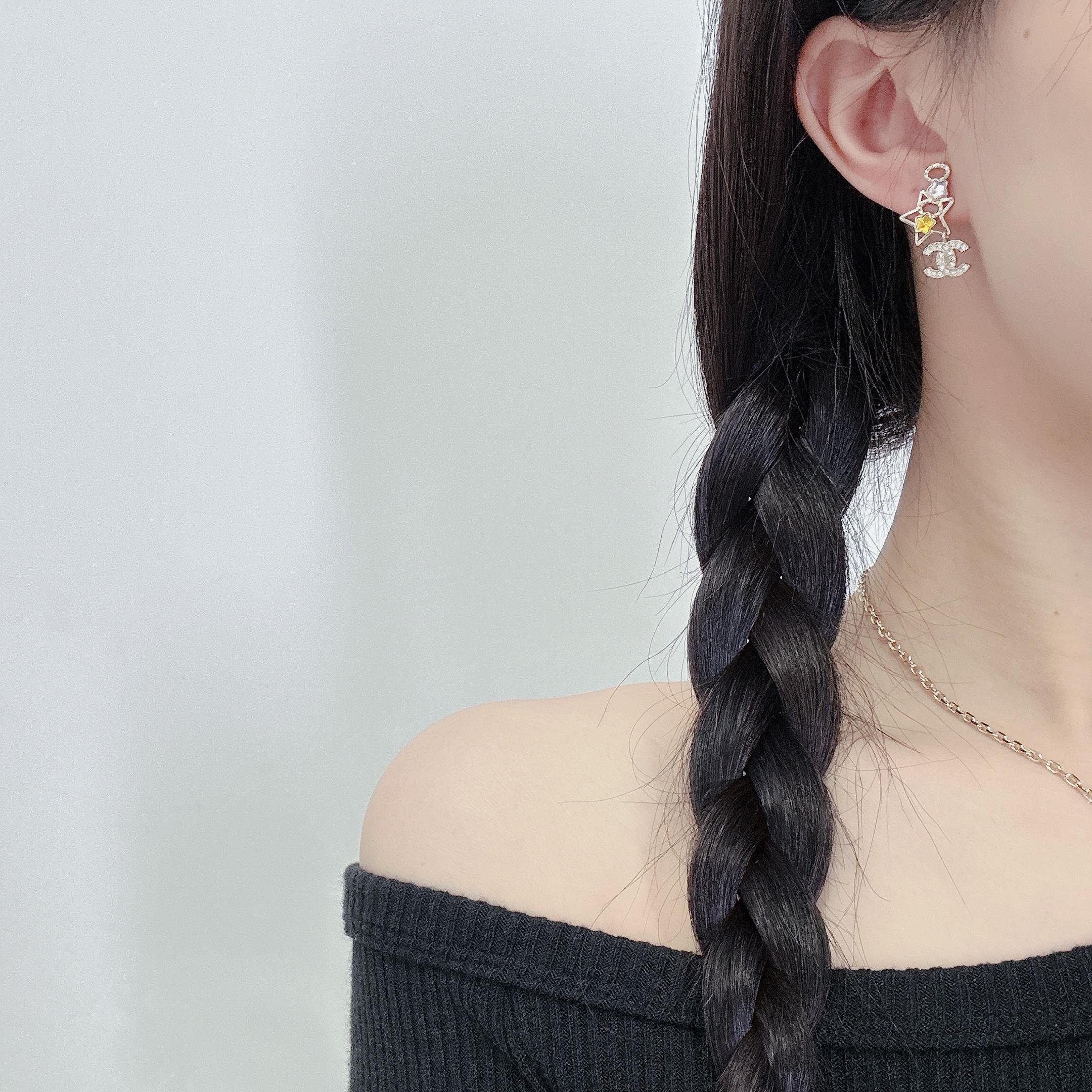 Chanel Asymmetric Color Gem Star Coco Drop Earrings - Original Replica Club