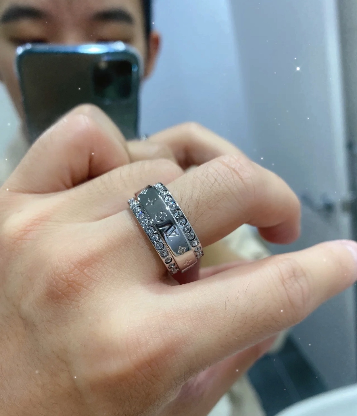 Louis Vuitton Diamond Wrap Wide Monogram Ring - Original Replica Club