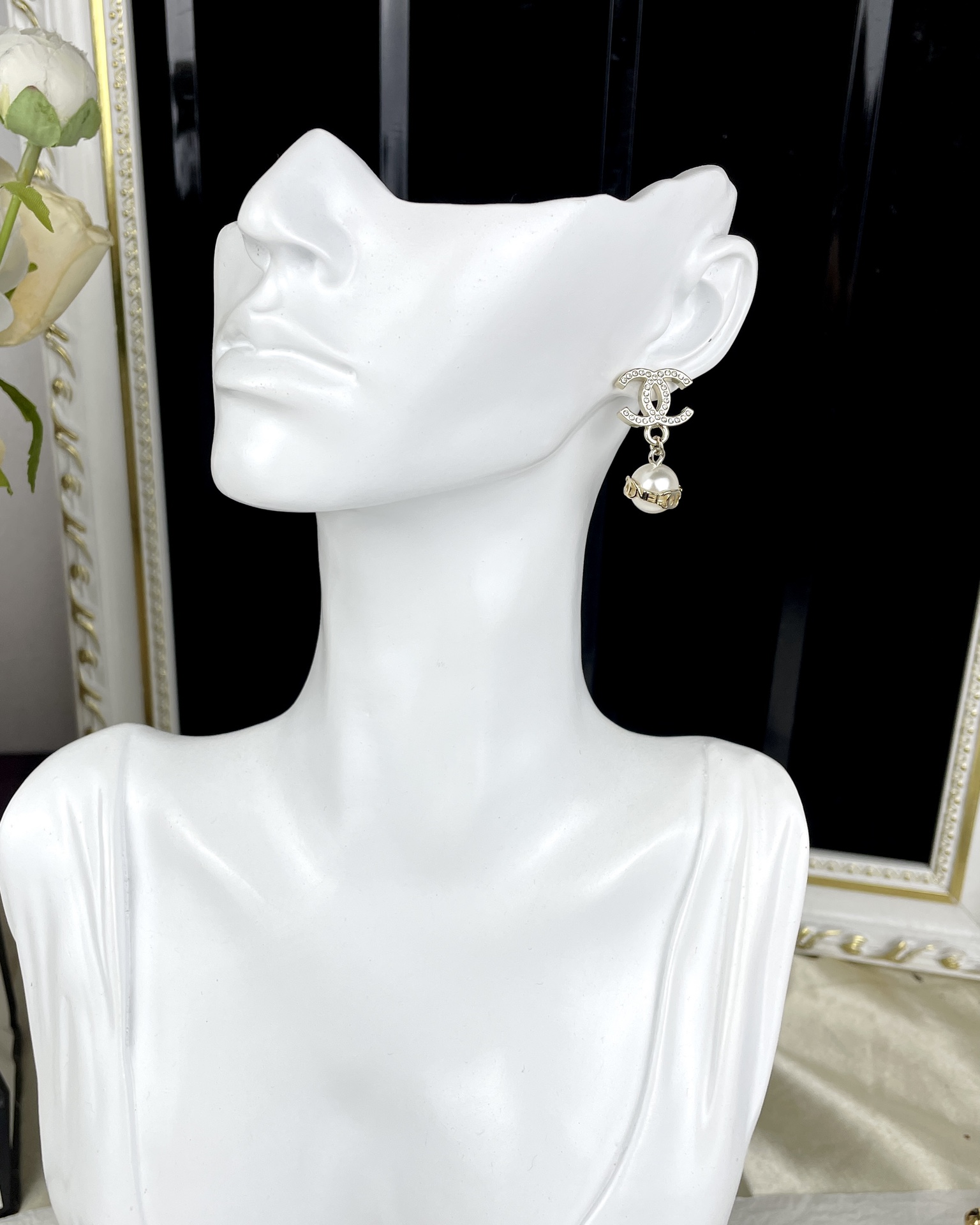 Chanel Diamond CC Pearl Drop Earrings - Original Replica Club