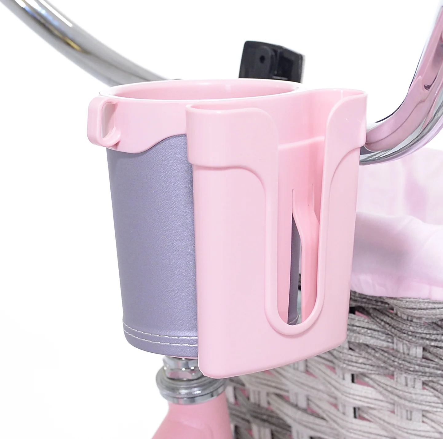 26 In. Charleston Ladies Cruiser Bike, Pink - Image 6