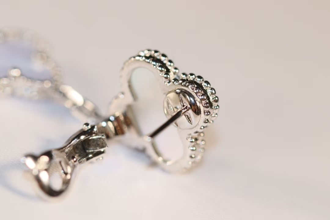 VCA Magic Alhambra Earrings 3 Motifs - Original Replica Club