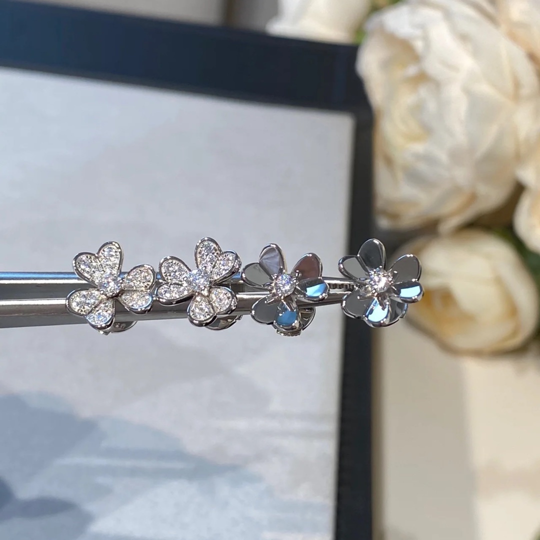 VCA Stud Frivole Earrings - Original Replica Club