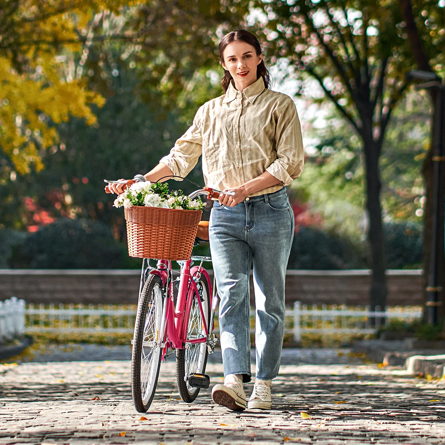 Viribus Women's Comfort Bike 24 inch Beach & City Cruiser Bicycle with Basket Rack White - Image 19
