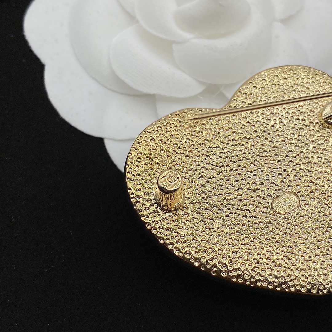 Chanel White Heart Brooch - Original Replica Club