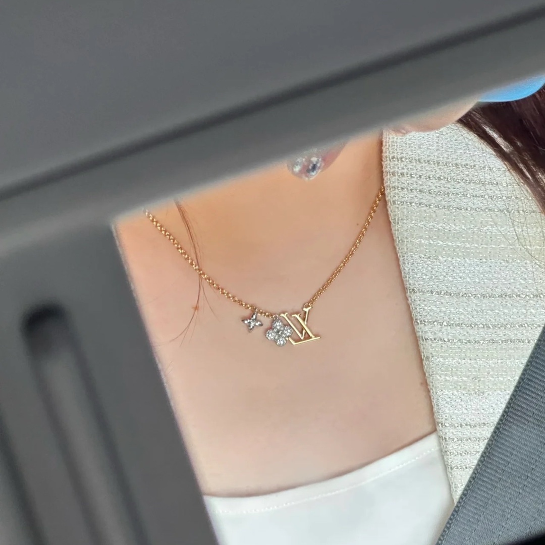 Louis Vuitton Mixed Metal Color LV Monogram Earrings Necklace - Original Replica Club